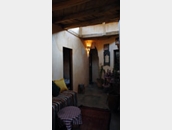 LES ROCHES ARMED 04.jpg